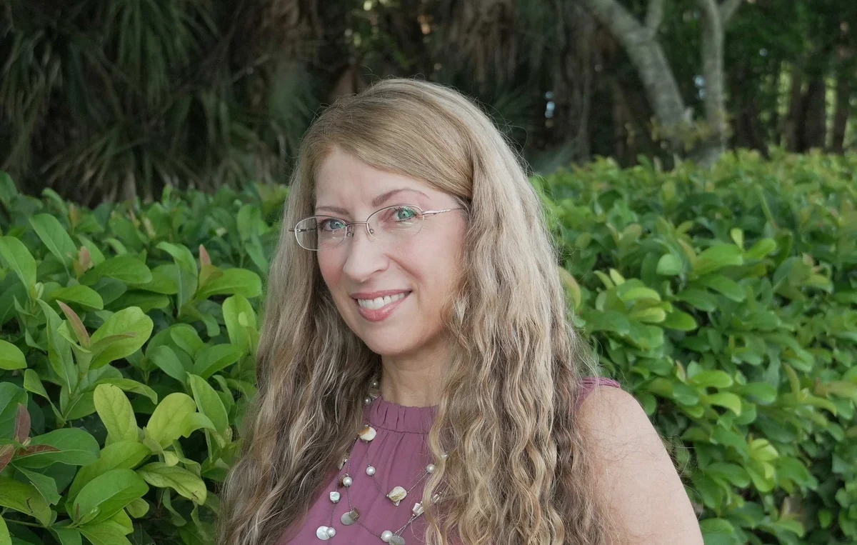 Cyndi  Johnson 